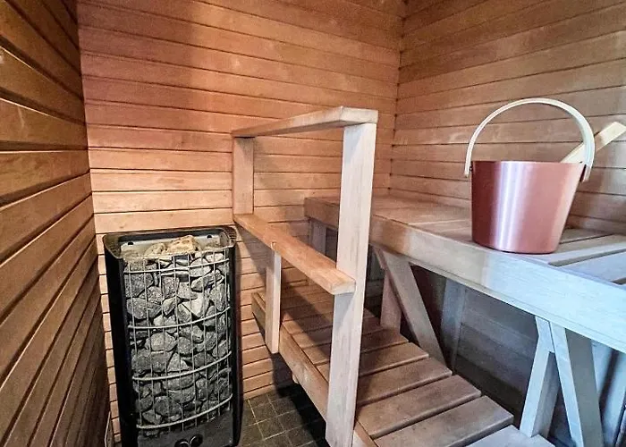 Spacious 1-Bedroom Apartment With Sauna